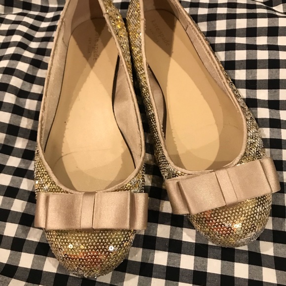 Kate Spade Glitter Gold/Silver Flats. GUC. Sz. 8 - Picture 3 of 9